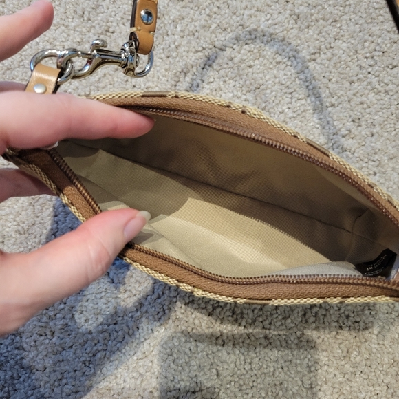 Coach Canvas Mini Purse Wristlet Signaure Sufflette Print - Picture 4 of 11